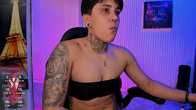 Snapshot of ZhoeStrong chatting on March 23, 2026, 9:25 pm ZhoeStrong online show from March 23, 2026, 9:25 pm