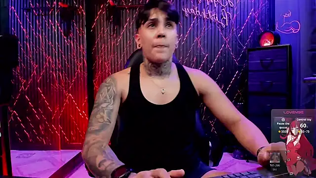 ZhoeStrong online show from February 18, 2026, 10:28 pm