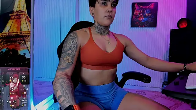 Snapshot of ZhoeStrong chatting on April 1, 2026, 9:01 pm ZhoeStrong online show from April 1, 2026, 9:01 pm