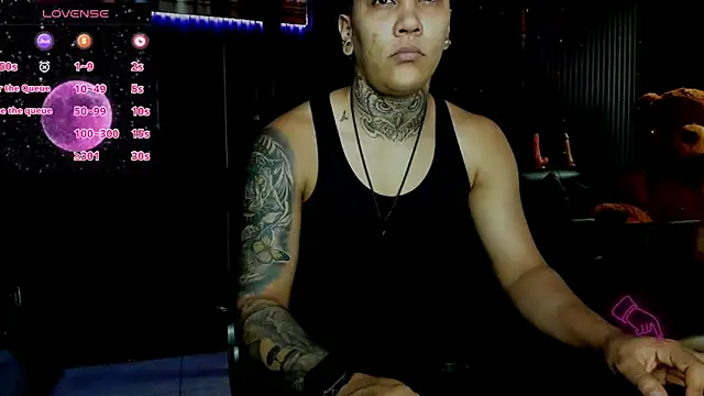 ZhoeStrong online show from March 21, 2025, 3:02 pm