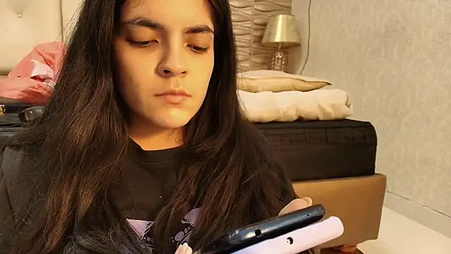 sofiaclauss online show from October 24, 2025, 10:20 pm