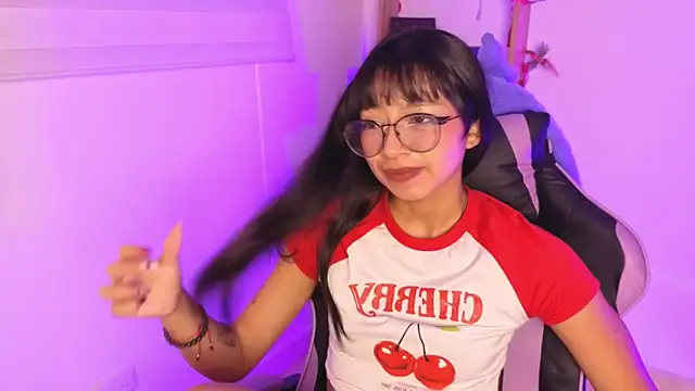 Yommi Winx online show from December 5, 2025, 1:49 am