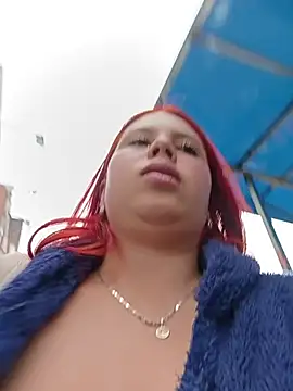 aurora sky11 online show from December 15, 2025, 9:42 pm