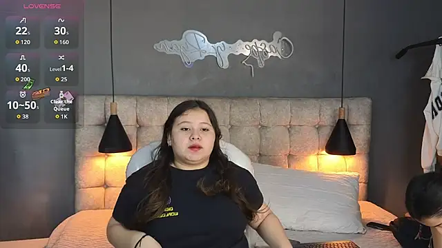 Laia and Aloby online show from September 24, 2025, 10:27 pm