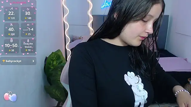 Snapshot of Krysstal_tay chatting on February 8, 2025, 11:44 am Krysstal tay online show from February 8, 2025, 11:44 am