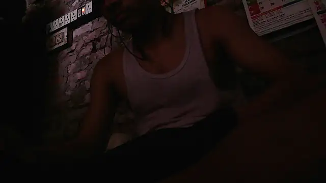Snapshot of Dreamdaze2025 chatting on May 15, 2026, 7:50 am Dreamdaze2025 online show from May 15, 2026, 7:50 am