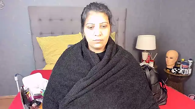 AmyCubes online show from January 13, 2026, 7:18 pm