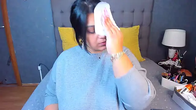 AmyCubes online show from January 14, 2026, 6:22 pm