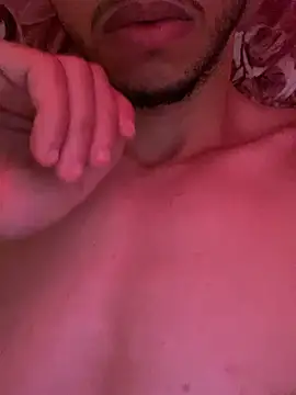 Young arabe online show from July 29, 2026, 3:33 pm