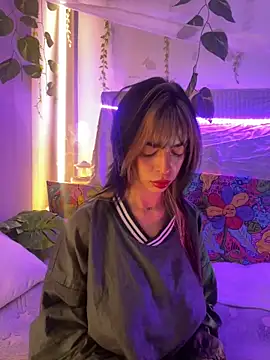 Snapshot of Kitty_arts chatting on February 2, 2025, 2:06 am Kitty arts online show from February 2, 2025, 2:06 am