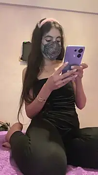 fatisexy online show from May 15, 2026, 11:14 pm