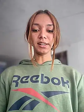 Snapshot of Nikol_Rang__ chatting on February 8, 2026, 1:31 pm Nikol Rang online show from February 8, 2026, 1:31 pm