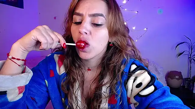 Snapshot of Lu_perez chatting on November 21, 2025, 10:42 pm Lu perez online show from November 21, 2025, 10:42 pm