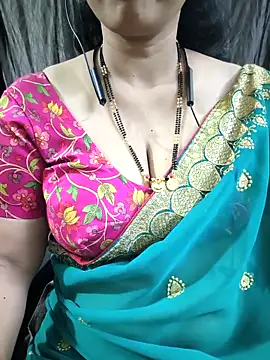 Snapshot of bhuvana555 chatting on April 2, 2026, 5:41 pm bhuvana555 online show from April 2, 2026, 5:41 pm