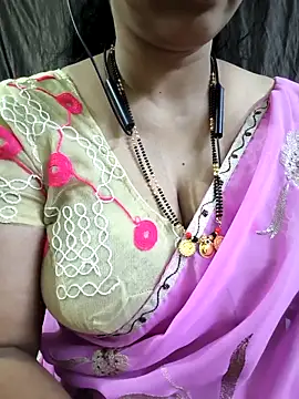 Snapshot of bhuvana555 chatting on April 15, 2026, 5:06 pm bhuvana555 online show from April 15, 2026, 5:06 pm