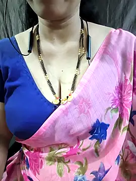 Snapshot of bhuvana555 chatting on April 16, 2026, 4:46 am bhuvana555 online show from April 16, 2026, 4:46 am