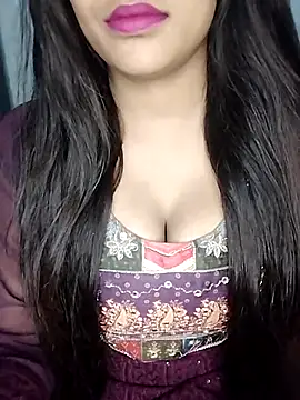 Sreya213 online show from November 27, 2025, 8:59 am