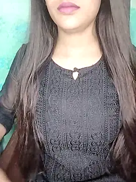 Sreya213 online show from October 17, 2025, 4:38 am