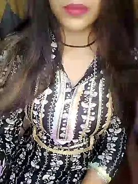 Sreya213 online show from December 5, 2024, 2:50 pm