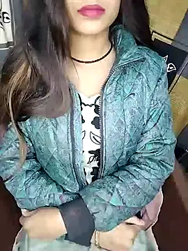 Sreya213 online show from December 4, 2024, 10:29 am