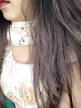 Sreya213 online show from January 21, 2025, 6:33 am