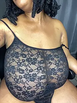 MayaPassion online show from June 4, 2026, 8:57 pm
