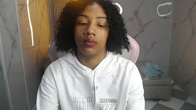 Violeth b online show from January 13, 2026, 12:53 pm