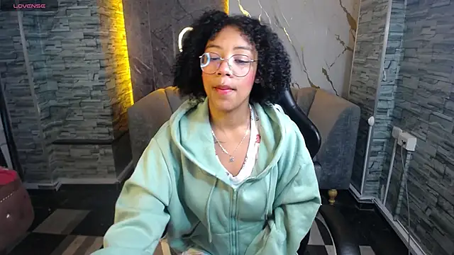 Violeth b online show from October 9, 2025, 12:49 pm