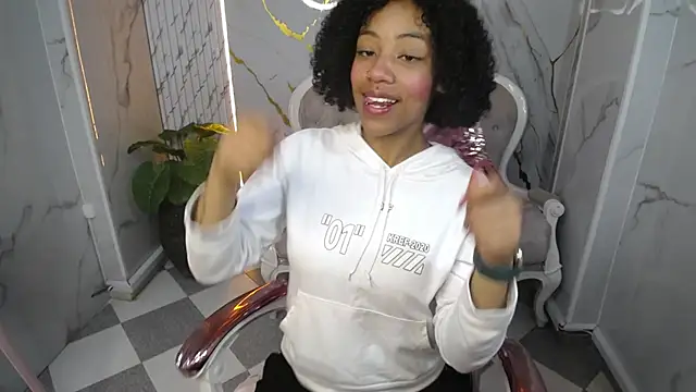 Violeth b online show from October 17, 2025, 1:13 pm