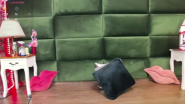 SelenSummer online show from September 23, 2025, 4:08 am