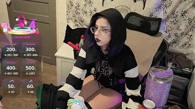 LisandreLaVenale online show from March 10, 2026, 10:58 pm