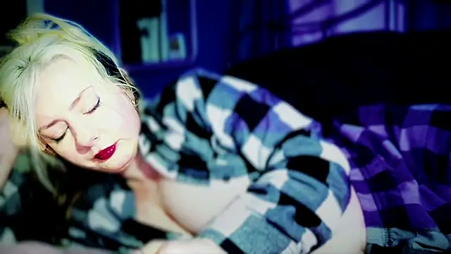 Snapshot of SkarlettRose96 chatting on November 29, 2025, 2:34 am SkarlettRose96 online show from November 29, 2025, 2:34 am