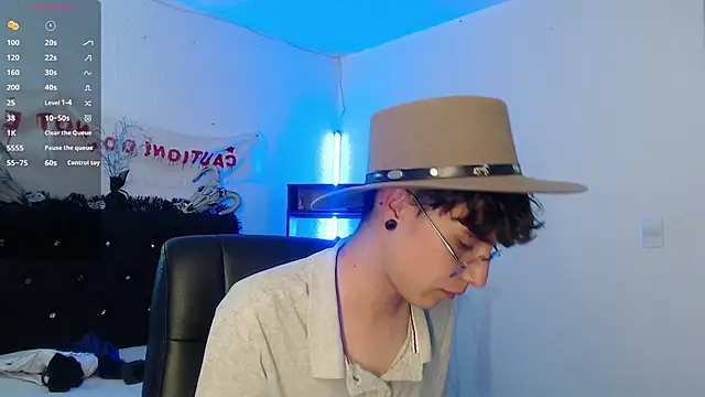 Snapshot of Jeam_hot chatting on October 31, 2025, 9:43 pm Jeam hot online show from October 31, 2025, 9:43 pm