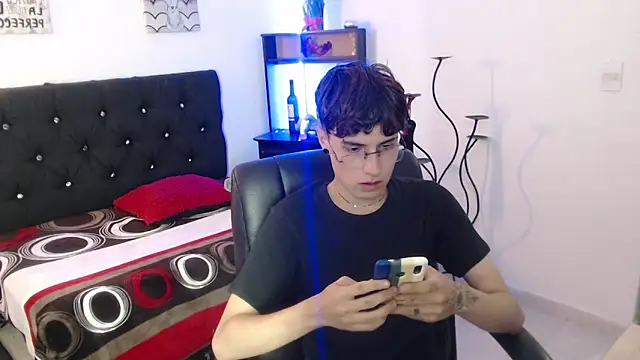 Snapshot of Jeam_hot chatting on October 16, 2025, 9:45 pm Jeam hot online show from October 16, 2025, 9:45 pm