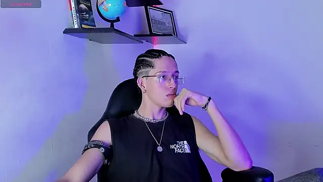 manu vera online show from November 8, 2025, 2:15 am