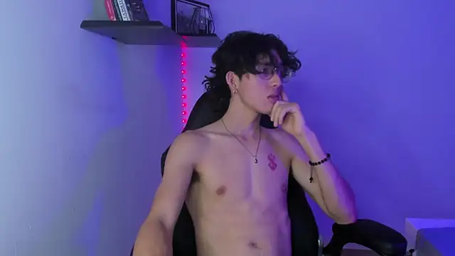 Snapshot of manu_vera chatting on March 2, 2025, 7:41 pm manu vera online show from March 2, 2025, 7:41 pm