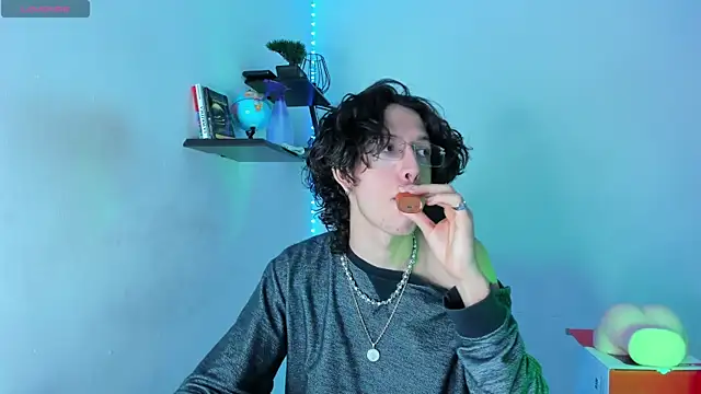 manu vera online show from October 23, 2025, 4:33 am