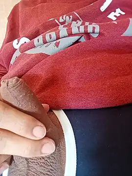 Snapshot of El_baby12 chatting on November 25, 2025, 9:42 am El baby12 online show from November 25, 2025, 9:42 am