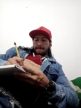 Gatohot23 online show from February 25, 2025, 2:47 am