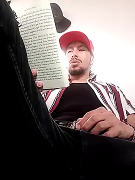 Gatohot23 online show from December 24, 2024, 9:55 pm