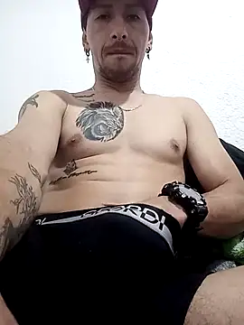 Gatohot23 online show from February 26, 2025, 11:19 pm