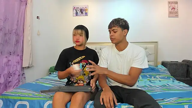 Snapshot of dafnezahiraa_ chatting on January 28, 2025, 1:18 am dafnezahiraa online show from January 28, 2025, 1:18 am