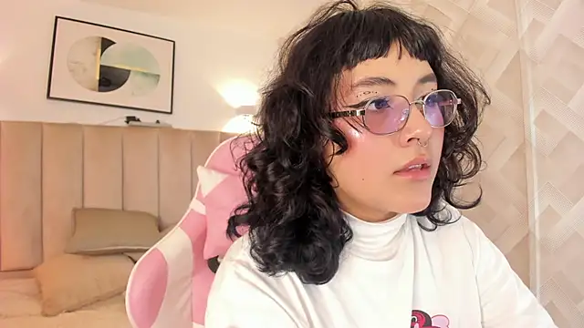 Snapshot of Haru_Bonny chatting on February 9, 2026, 9:02 pm Haru Bonny online show from February 9, 2026, 9:02 pm