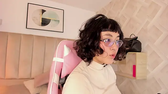 Snapshot of Haru_Bonny chatting on March 18, 2026, 7:37 pm Haru Bonny online show from March 18, 2026, 7:37 pm