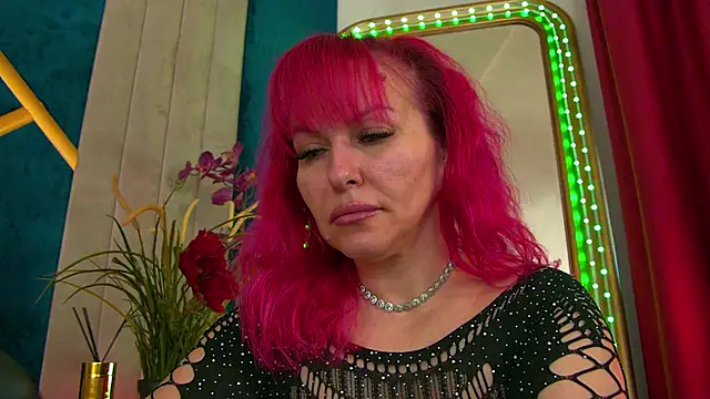 Snapshot of Foxxxy_MILF chatting on April 8, 2026, 4:03 am Foxxxy MILF online show from April 8, 2026, 4:03 am