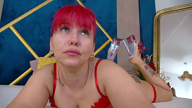 Snapshot of Foxxxy_MILF chatting on January 14, 2026, 5:11 am Foxxxy MILF online show from January 14, 2026, 5:11 am