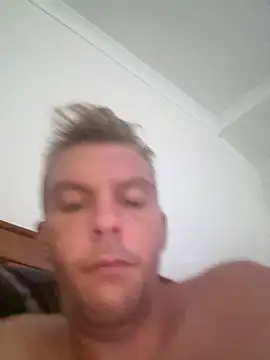 aus guy93 online show from April 6, 2026, 3:57 am