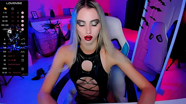 Emilia Klar online show from October 30, 2025, 2:58 pm