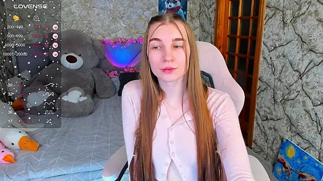 Snapshot of _flowersweeet_ chatting on February 17, 2026, 2:47 pm flowersweeet online show from February 17, 2026, 2:47 pm