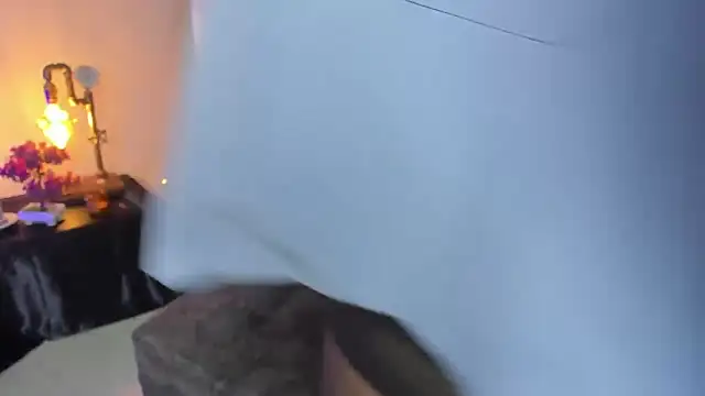 Snapshot of Alaia_Love77 chatting on March 8, 2025, 1:39 am Alaia Love77 online show from March 8, 2025, 1:39 am